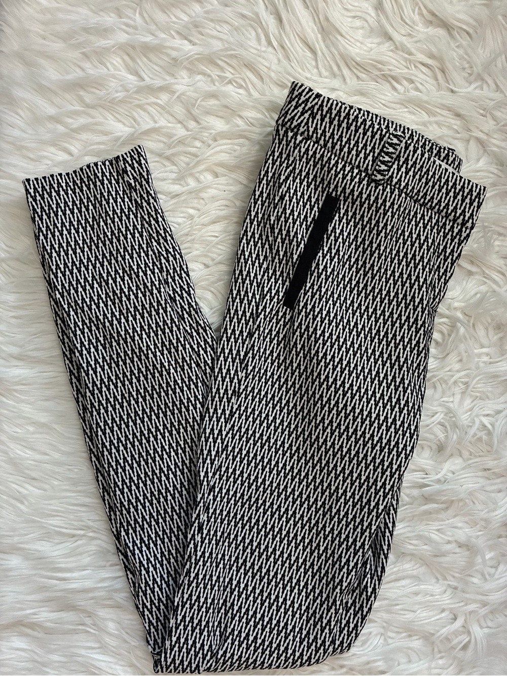 Black & White Patterned Women’s Knit Jeans